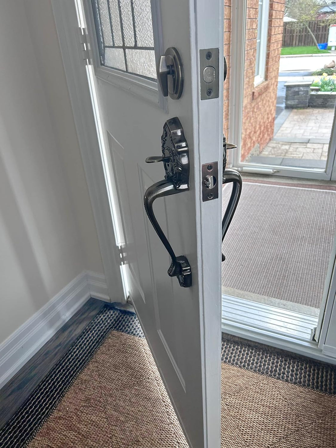 Single Reversal Front Door Hardware Set Luna, Heavy Duty Grip Entry Single Door Lock Set with Grip Handle and deadbolt, Antique Brass Finish